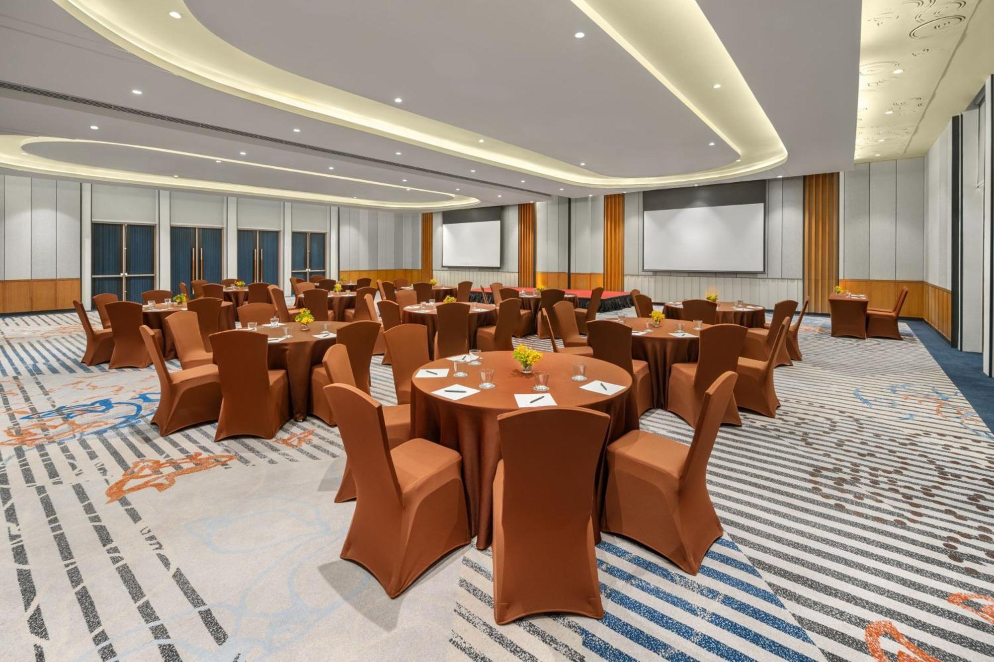 Four Points By Sheraton Bintan, Lagoi Bay Esterno foto